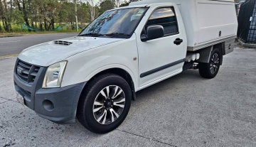 2012 Dmax